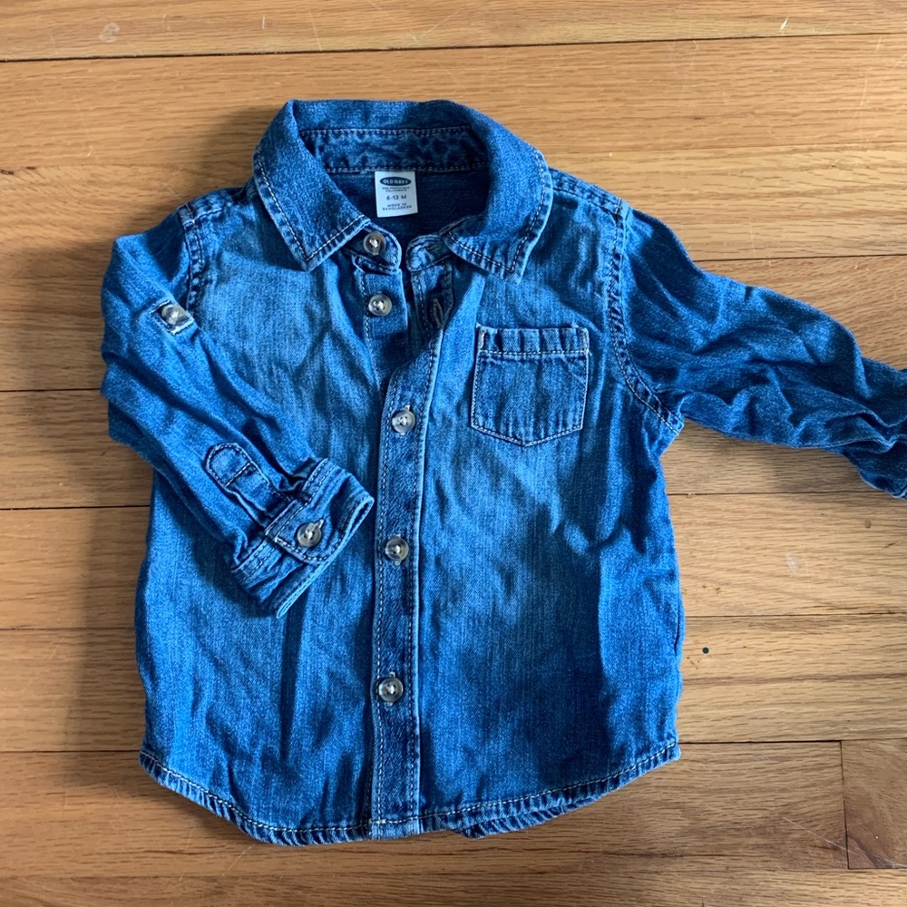 Old Navy denim collar button up
